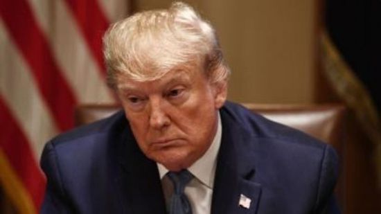 الرئيس الأمريكي يطالب بإجراء محاكمة فورية أمام مجلس الشيوخ