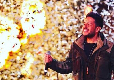 بالفيديو.. حماقي وهنيدي والسقا وكرارة في السعودية لحضور حفل ميدل بيست