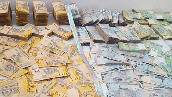 مليشيا الحوثي تسرق مليارات العملة الجديدة بدون ضمانات 