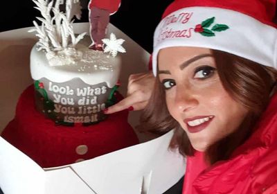 بشرى تحتفل بعيد ميلاد نجلها على طريقة بابا نويل (صور)