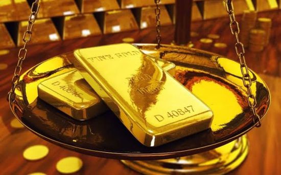 الإقبال على الأصول عالية المخاطر يهوي بأسعار الذهب