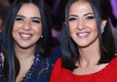 بالصور.. دنيا سمير غانم عن شقيقتها إيمي :"كل حياتي"