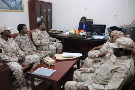 البحسني يوجه بتطوير أداء شعبة التوجيه المعنوي