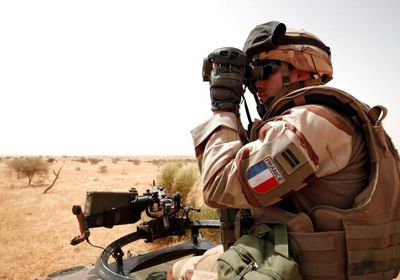 في أول ضربة جوية.. الجيش الفرنسي يعلن مقتل 7 مسلحين بمالي