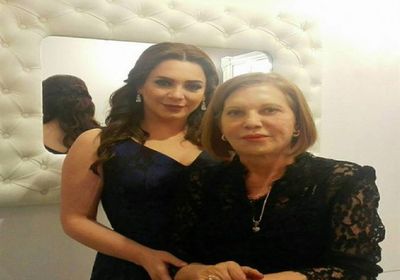 "كاتبة سورية كبيرة".. سلاف فواخرجي تحيي ذكرى ميلاد والدتها 