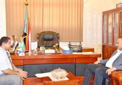 الزُبيدي يؤكد: المجلس الانتقالي يولي اهتماماً كبيراً بذوي الإعاقة