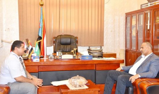 الزُبيدي يؤكد: المجلس الانتقالي يولي اهتماماً كبيراً بذوي الإعاقة