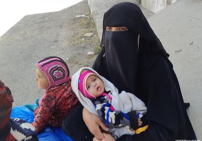 مفوضية اللاجئين : توزيع ملابس على 500 شخص في صنعاء وعمران وذمار