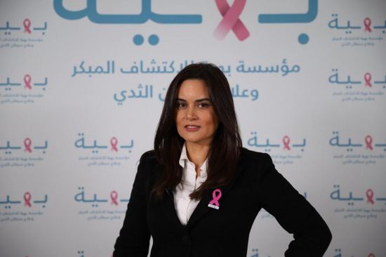 بعد زيارتها لمستشفى بهية.. رشا مهدي تشيد بمحاربات السرطان