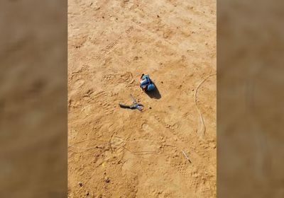 تفكيك عبوة ناسفة عُثر عليها بجوار النادي الرياضي في الديس