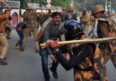 رئيس الوزراء الهندي يدعو المتظاهربن إلى حماية الممتلكات العامةم