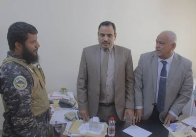 حملة لإزالة العشوائيات من المعالم التاريخية والأثرية بالعاصمة عدن