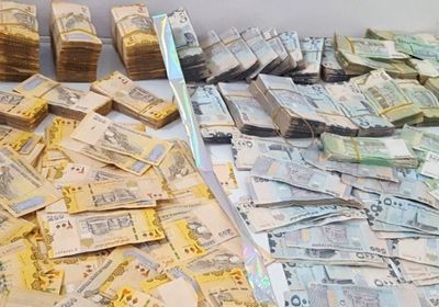 سر حرب الحوثيين على العملة الجديدة 