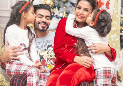 خالد سليم يحتفل بالكريسماس بصحبة عائلته