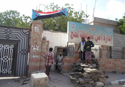 لخلافات على قطعة أرض.. ضبط متهم حاول قتل نجل شقيقته في لحج