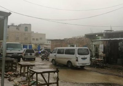 "خليفة الإنسانية" تتأهب بعد أمطار غزيرة على سقطرى