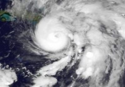 ارتفاع ضحايا الإعصار فانفون إلى 28 وسط الفلبين