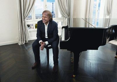 ريتشارد كلايدرمان يحتفل بعيد الحب مع جمهوره في مصر (تفاصيل)