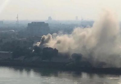 نشوب حريق ضخم بمحيط وزارة الدفاع العراقية 