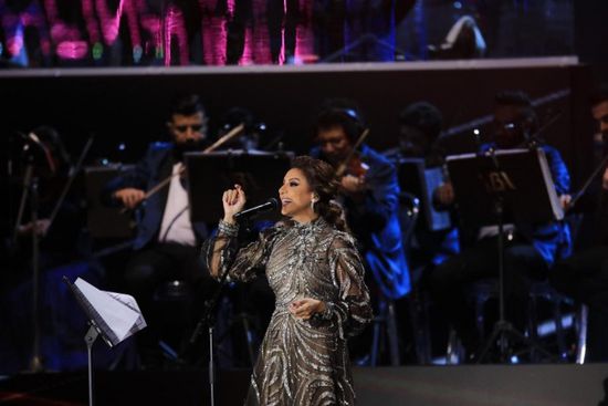 أنغام تتألق في حفل ياسر بو على بالسعودية (صور)