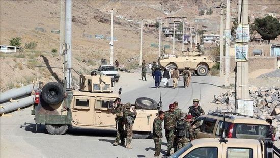 مقتل 10 جنود إثر هجوم على نقطة تفتيش جنوبي أفغانستان