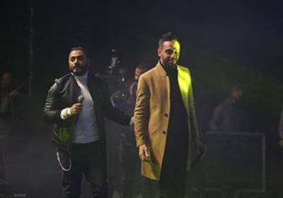 تامر حسني ورامي جمال يشعلان حفلهما في التجمع الخامس (صور)
