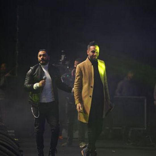 تامر حسني ورامي جمال يشعلان حفلهما في التجمع الخامس (صور)