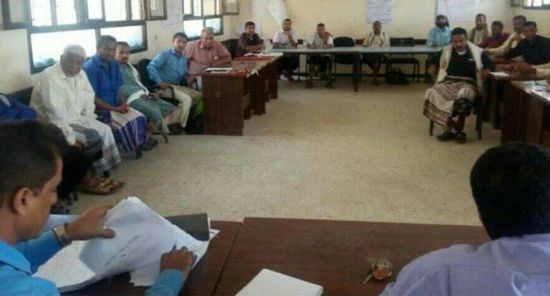 نقابات المعلمين الجنوبيين تحمل وزارة التعليم مسؤولية أزمة الرواتب