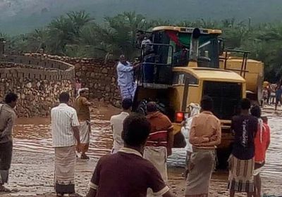 لإغاثة العالقين.. سيول سقطرى تدفع "خليفة الإنسانية" إلى إعلان حالة الاستنفار