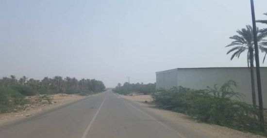 دبابات حوثية تقصف القوات المشتركة في الدريهمي