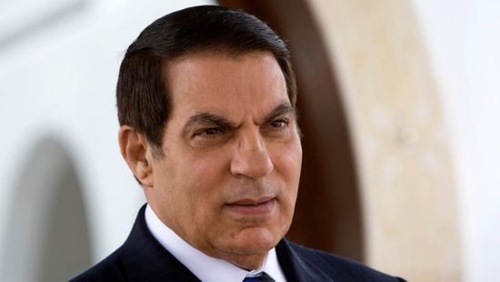 لهذا السبب.. شهادة وفاة "بن علي" تُحرج السلطات القضائية التونسية