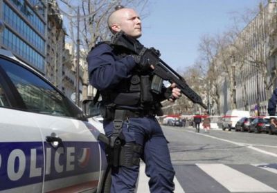 الشرطة الأمريكية تقبض على مشتبه به في حادث الطعن بـ "مونسى"