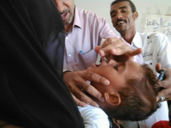 تستمر لـ 3 أيام.. انطلاق حملة التحصين ضد شلل الأطفال في لحج