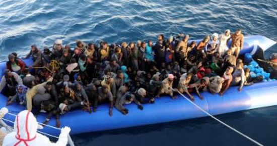 فرنسا.. إنقاذ 31 مهاجرا حاولوا عبور القنال الإنجليزي