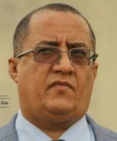 كرامة الوطن وحريته أغلى