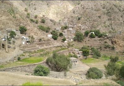 انهيار الاتصالات والكهرباء شرق ردفان