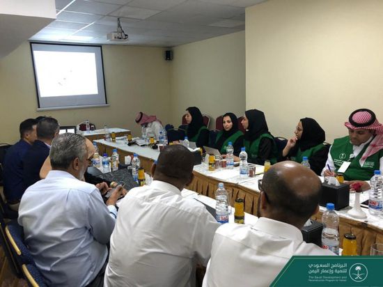 وفد البرنامج السعودي يناقش أبرز الاحتياجات التنموية في العاصمة عدن (صور)