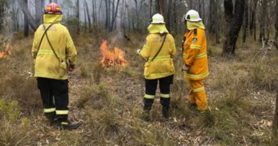 أستراليا تدعو 100 ألف شخص إلى مغادرة ضواحي ملبورن بسبب الحرائق