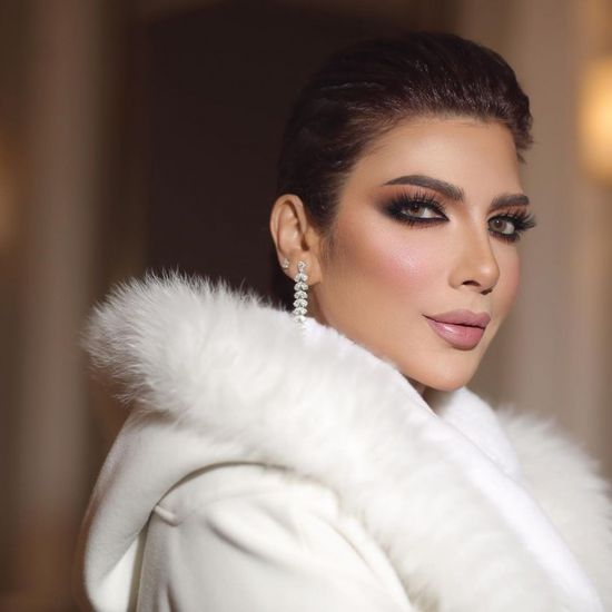 أصالة تشارك جمهورها بتيزر أغنيتها الجديدة "شامخ"