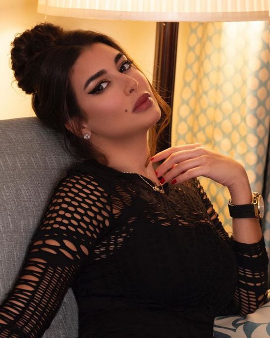 ياسمين صبري تهنئ جمهورها بالعام الجديد