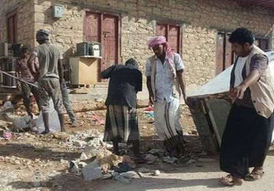 حملة نظافة موسعة بمدينة ضبوت بالمهرة (صور)