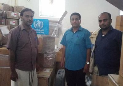 "الصحة العالمية" تقدم أجهزة ومعدات طبية جديدة لمستشفى الشحر العام