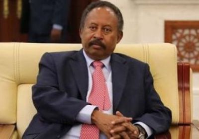 رئيس وزراء السودان: معالجة المشكلات بدارفور سيساعد فى العبور إلى الأمان