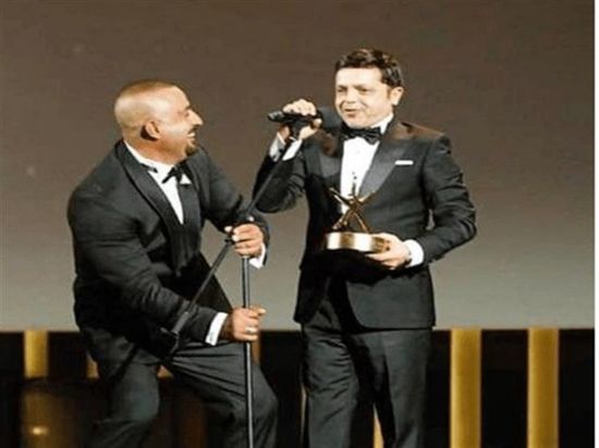 أحمد السقا يمازح هنيدي.. والسبب فيلم "الفلوس"