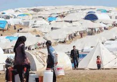 مساعدات نقدية للاجئين يمنيين وسوريين في الأردن