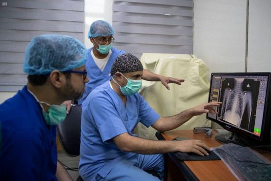 خلال 6 أيام.. حملة سعودية تجري 73 جراحة قلب في المكلا