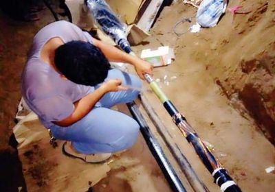 إصلاح خط الكهرباء الرابط بين الحسوة والمنصورة 