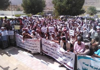 لجنة "أنا المعلم" تؤيد دعوة "المعلمين الجنوبيين" إلى الإضراب