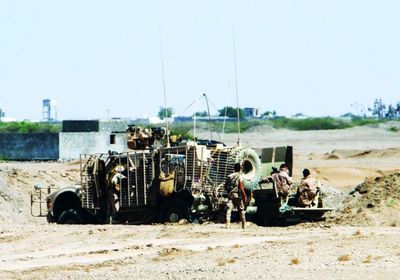 البيان الإماراتية: الإخوان يحاولون تحريف المعركة في اليمن