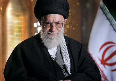 بعد مقتل قاسم سليماني.. "مسهور" يُوجه رسالة نارية لخامنئي